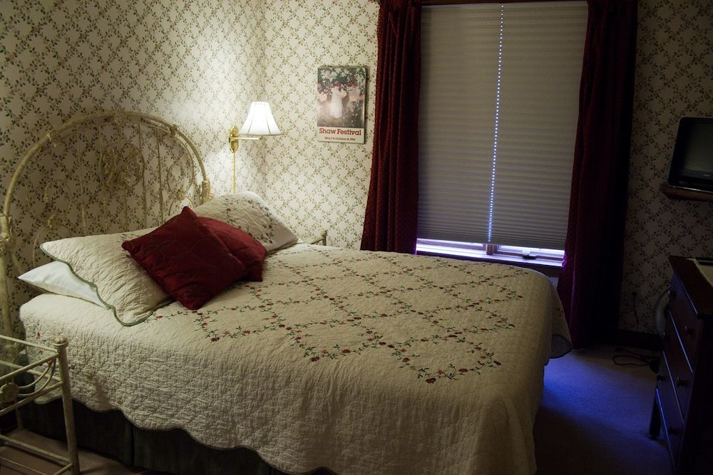 Cedar Gables Bed & Breakfast Niagara-on-the-Lake Luaran gambar